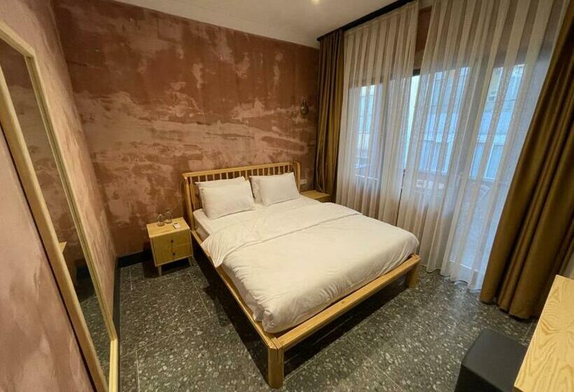 带共用浴室的标准房间, Bkm Mutfak Hostel