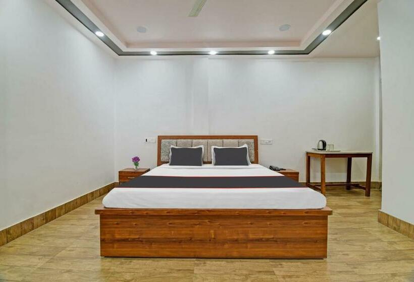 اتاق کلاسیک سه تخته, Collection O 809269 The Grand Megha Resort