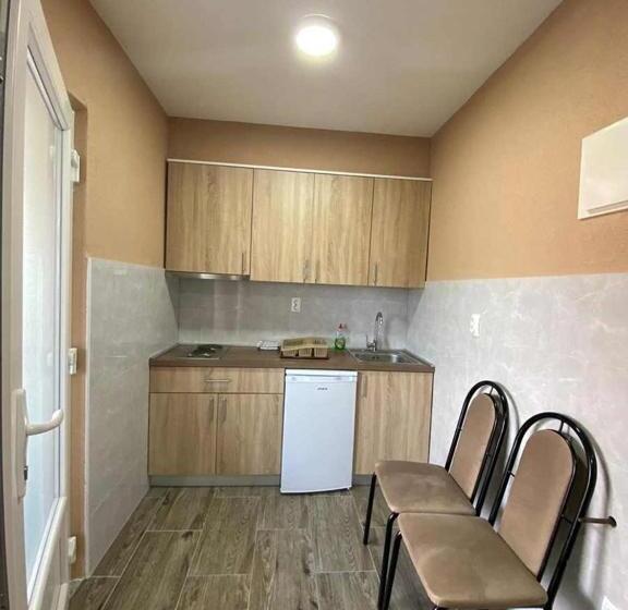 آپارتمان 1 خوابه, Apartmani Babić
