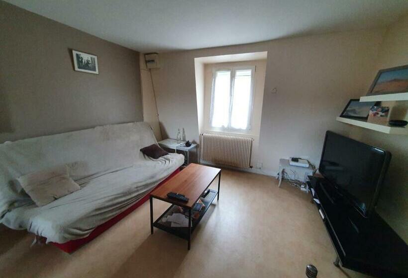 Номер Стандарт, Cocon Cosy Avec Sdb Privée à Tours Centre