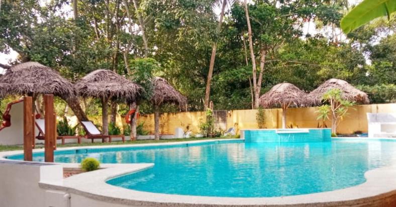 Люкс Вид на Сад, Marari Beach Bungalow Resort Alleppey
