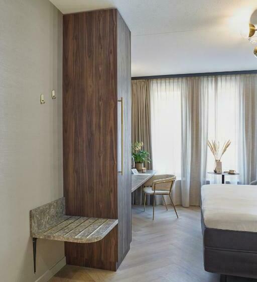 Номер Deluxe, Breathe Hotel Leiden