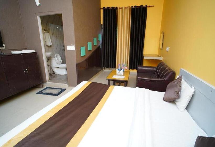 Номер Deluxe, Rama Blue Resort And Restaurant