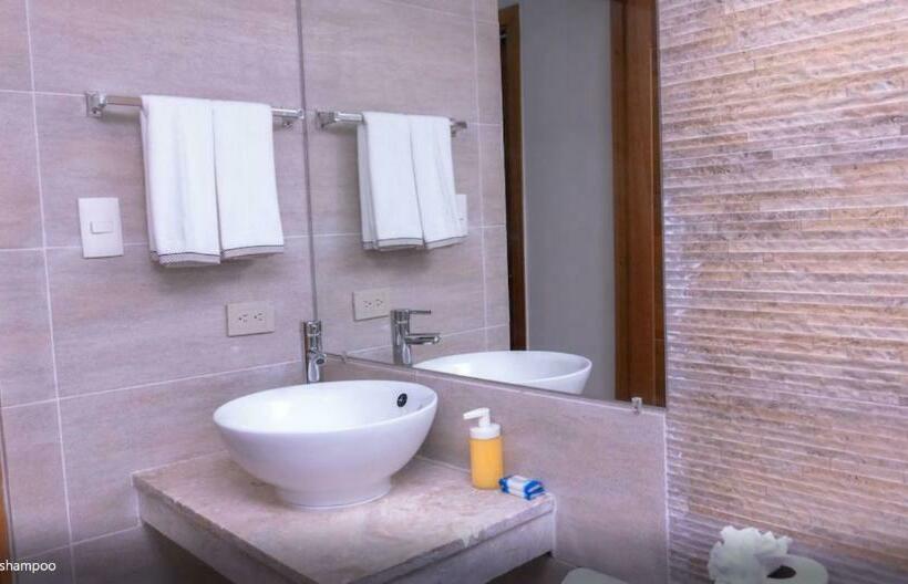 اتاق استاندارد با چشم‌انداز دریا, Samaná Suites Hotel By Croma
