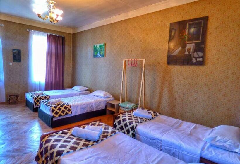 اتاق خانوادگی, Veli Guest House • საოჯახო სასტუმრო ველი