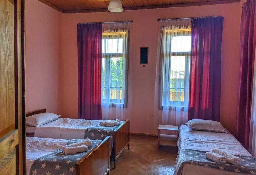 اتاق استاندارد سه نفره, Veli Guest House • საოჯახო სასტუმრო ველი