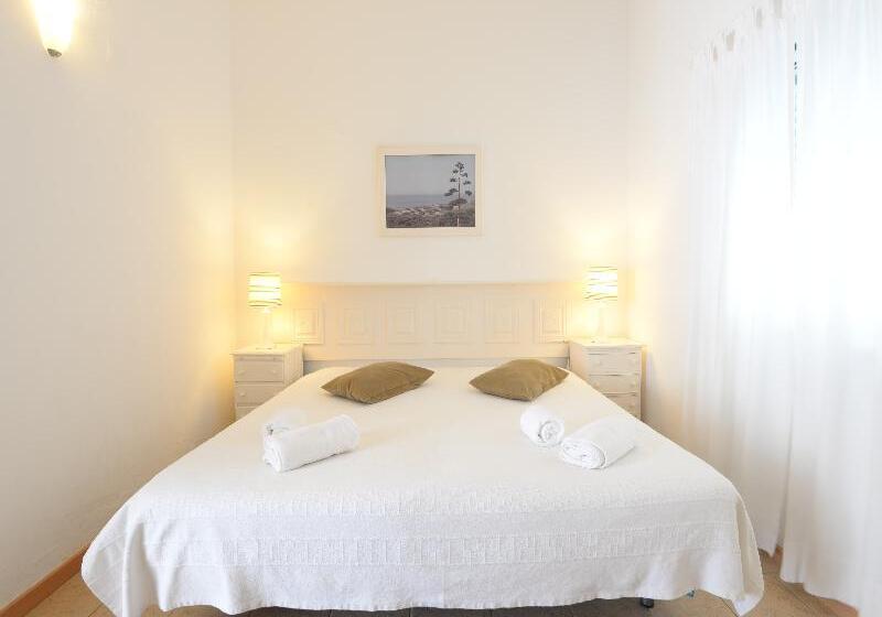 Номер Стандарт, Amaris Hotel Simpang Lima