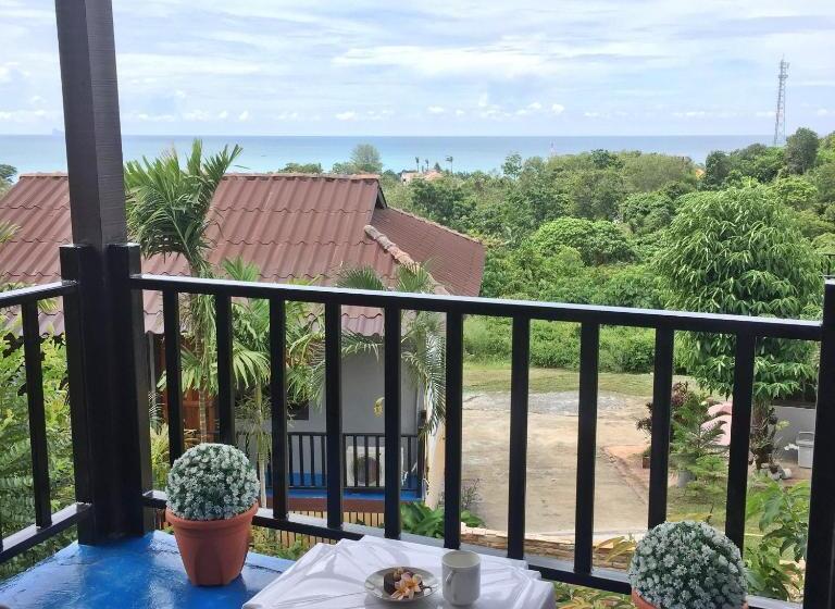 חדר סטנדרט עם מרפסת, Lanta Halabala Resort
