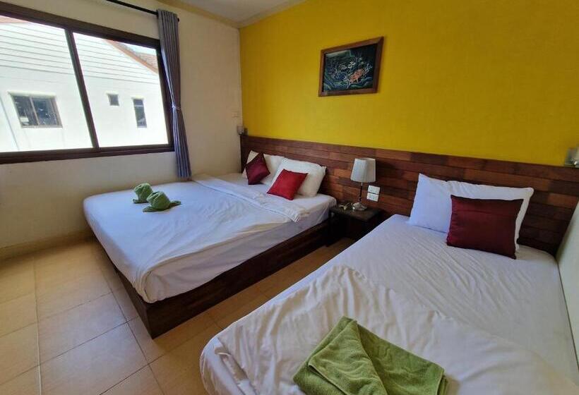 Quarto Triplo Estandar, Lemonade Boutique Inn