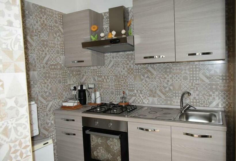 Апартаменты 1 Спальня, B&b Residenza Borbonica
