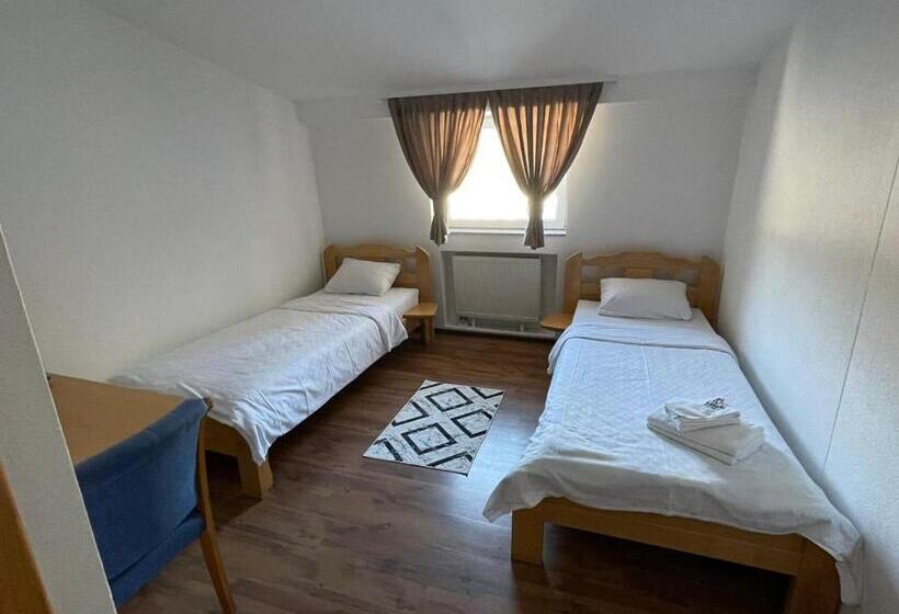 اتاق استاندارد, Motel Kula