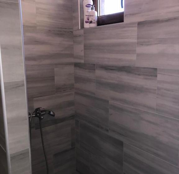 1 Bedroom Apartment Lake View, Motel Kula