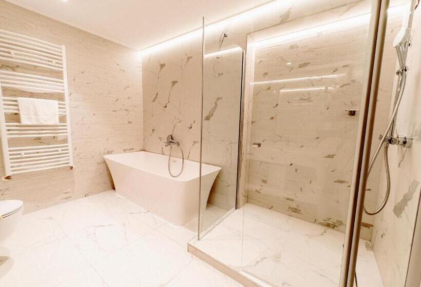 مجموعه ویستا شهر, Alexandrion Experience