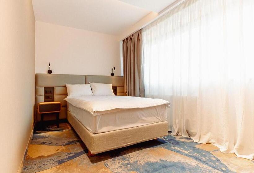 اتاق استاندارد یک نفره, Alexandrion Experience