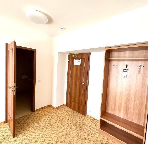 Family Suite, Kopanice