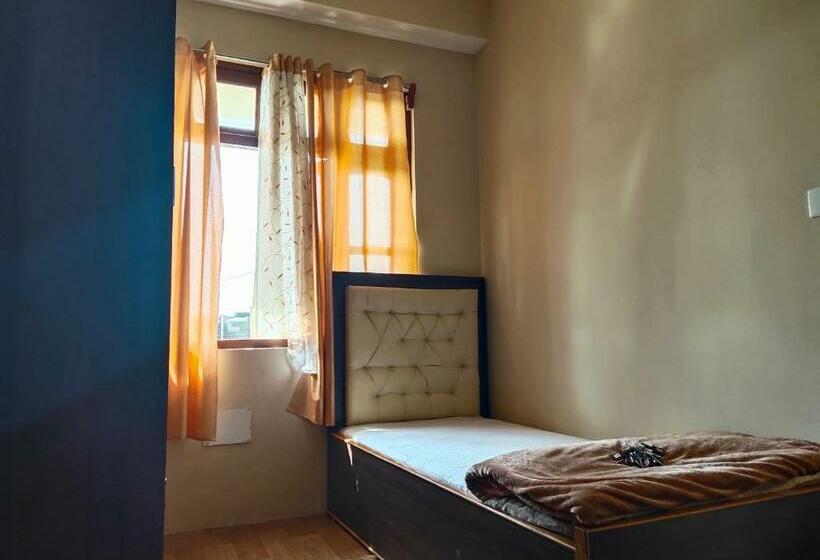 اتاق استاندارد یک نفره, Great Eastern Valley Residency