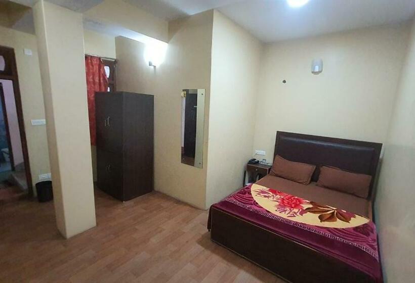 اتاق لوکس, Great Eastern Valley Residency