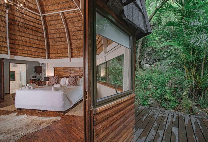 Люкс Вид на Реку, Serenity Mountain And Forest Lodge