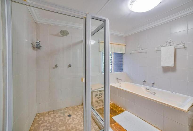 Family Suite, Serenity Mountain And Forest Lodge