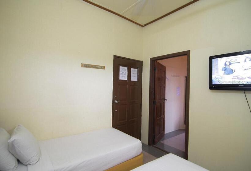 اتاق خانوادگی, Anggerik Lodging