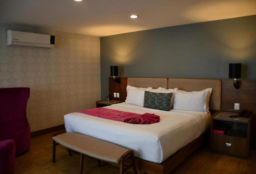 سوئیت پرزیدنت, Fch Hotel Expo Adults Only