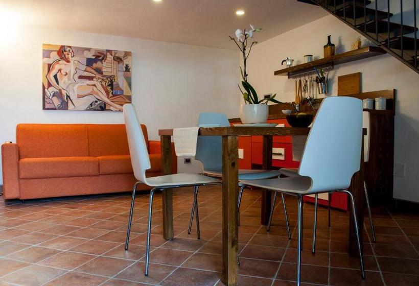استودیوی استاندارد, Residence Zelzar