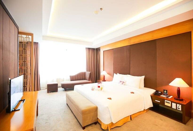 سوییت اجرایی, Muong Thanh Luxury Nhat Le
