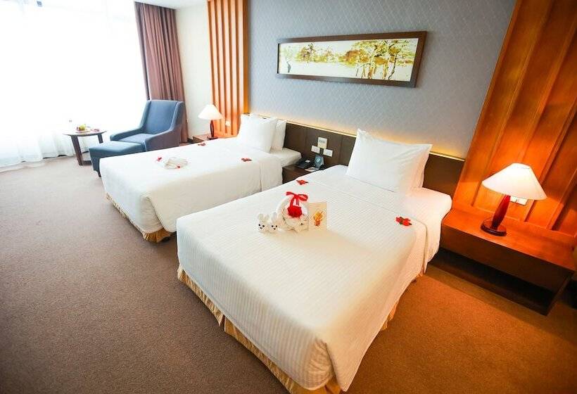 اتاق لوکس با چشم‌انداز دریا, Muong Thanh Luxury Nhat Le