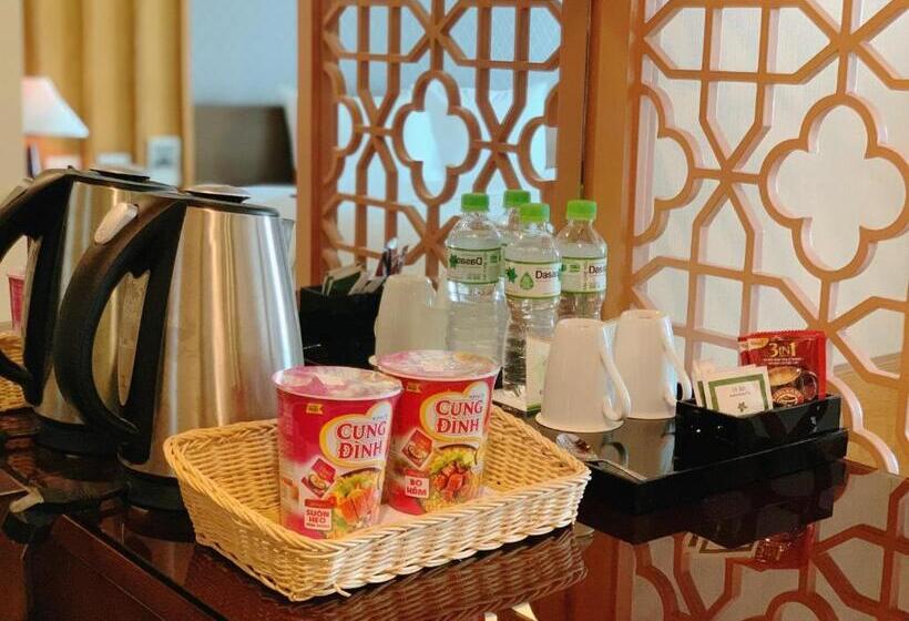 اتاق لوکس با چشم‌انداز دریا, Muong Thanh Luxury Nhat Le