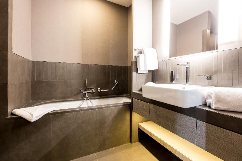 Quarto Triplo Standart Vista Mar Lateral, Pesona Beach Resort & Spa