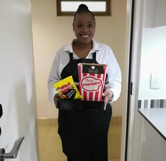 דירת פנטהאוז 2 חדרי שינה, The Capital On Bath