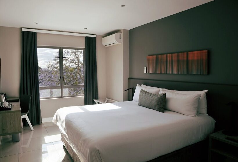 דירת פנטהאוז 2 חדרי שינה, The Capital On Bath