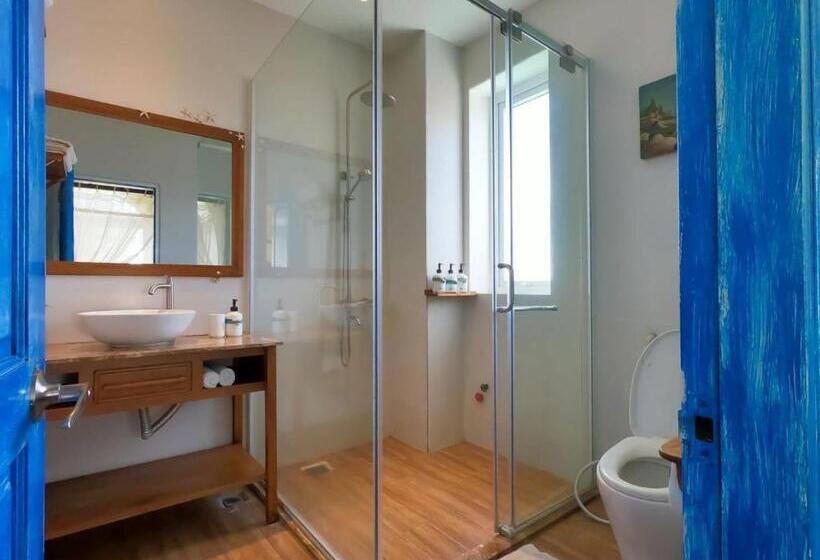 اتاق استاندارد با بالکن و چشم‌انداز دریا, La Marina Boutique Hotel & Spa