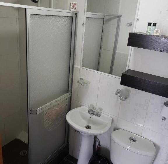 스탠다드 싱글 룸, Hostal Capri