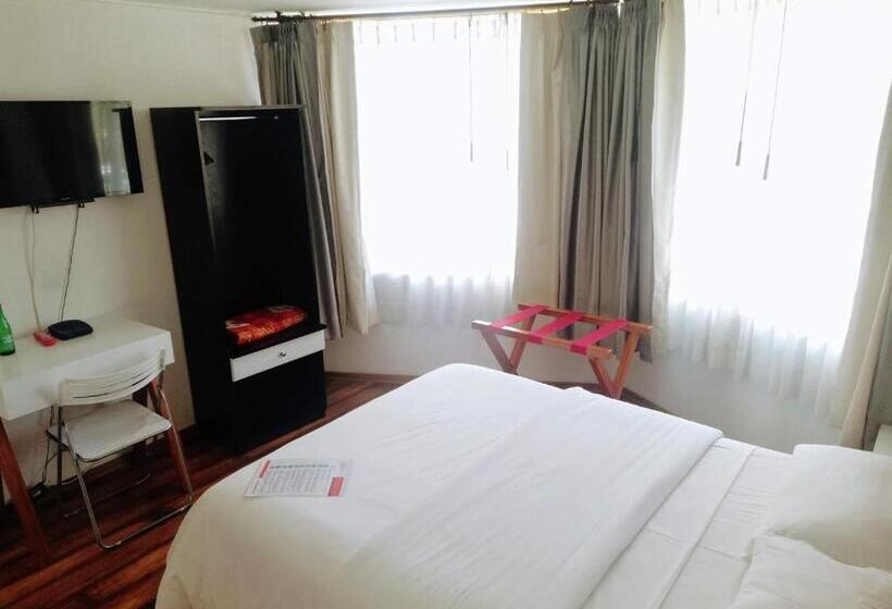 컴포트 룸, Hostal Capri