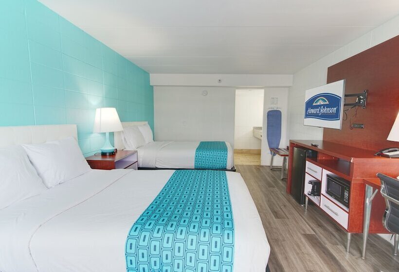 Номер Стандарт 2 Двуспальные Кровати, Howard Johnson By Wyndham Virginia Beach At The Beach