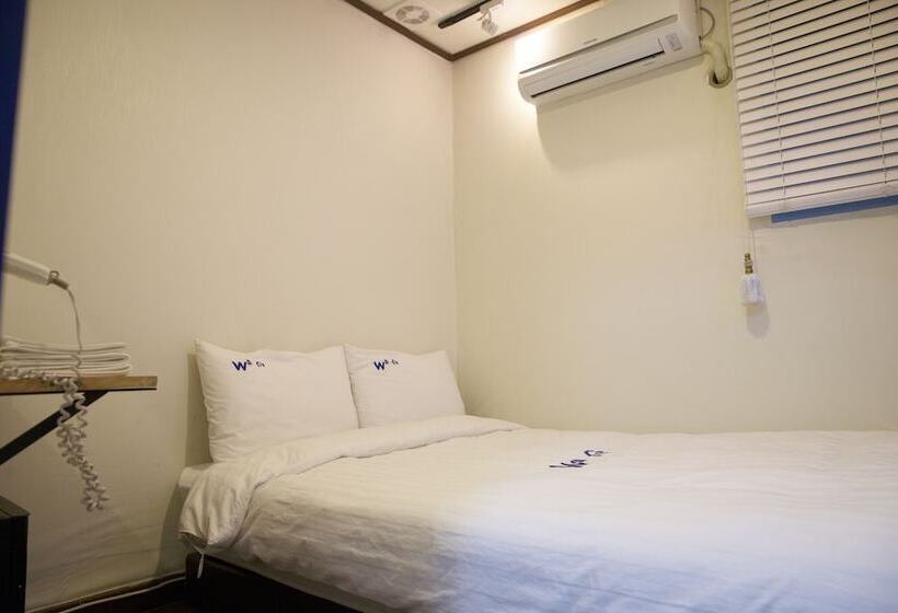 스탠다드 룸, W Mini Hotel   Hostel