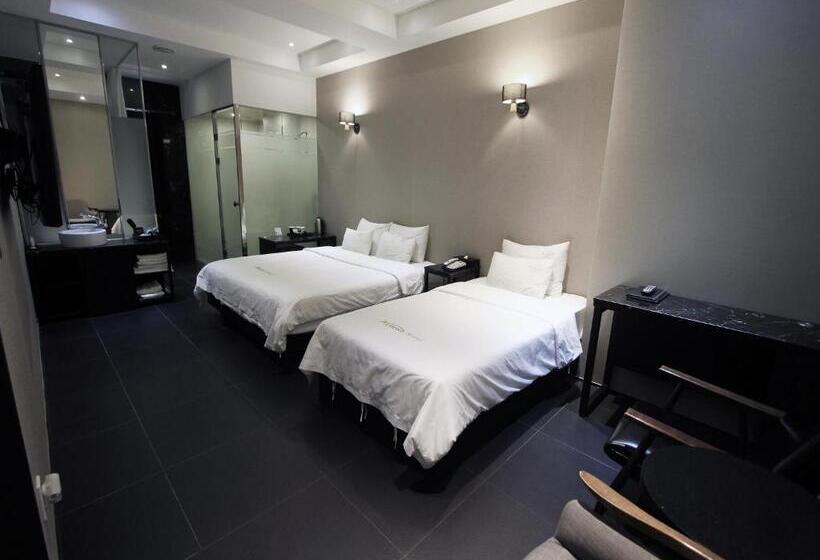 Номер Премиум, Almond Hotel Busan Station