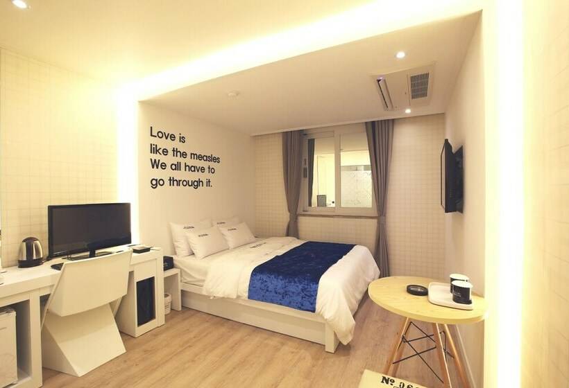 Quarto Estandar, Jeju Lux