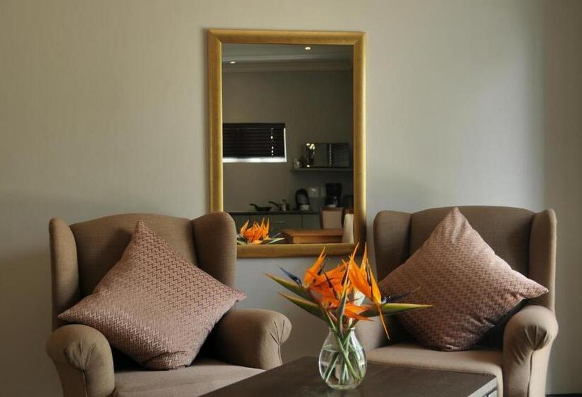 استودیوی استاندارد, Ilanda Guest House