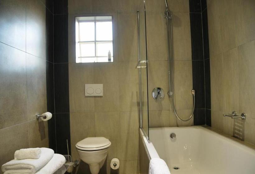 اتاق سوپریور خانوادگی, Ilanda Guest House