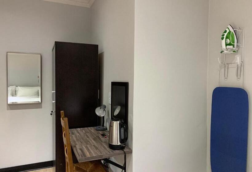 اتاق استاندارد سه نفره, Ilanda Guest House