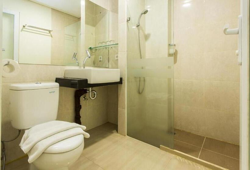 Номер Deluxe, Best Inn  Balikpapan