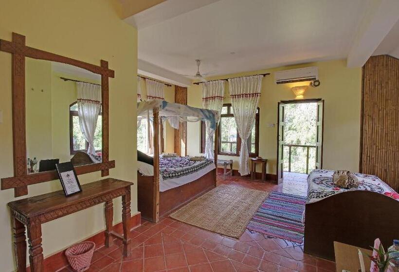اتاق لوکس, Sapana Village Lodge
