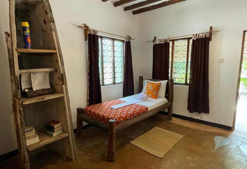 بانگلوی استاندارد, Bellevue Zanzibar