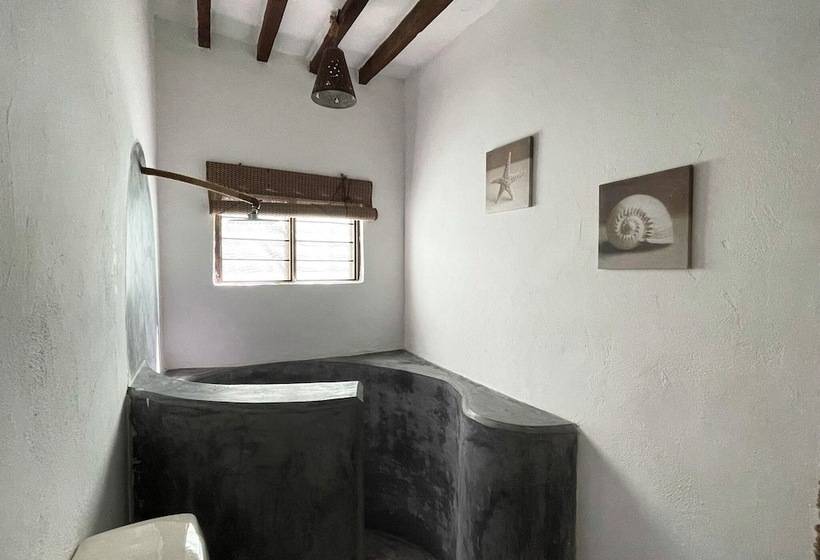 بانگلوی استاندارد, Bellevue Zanzibar