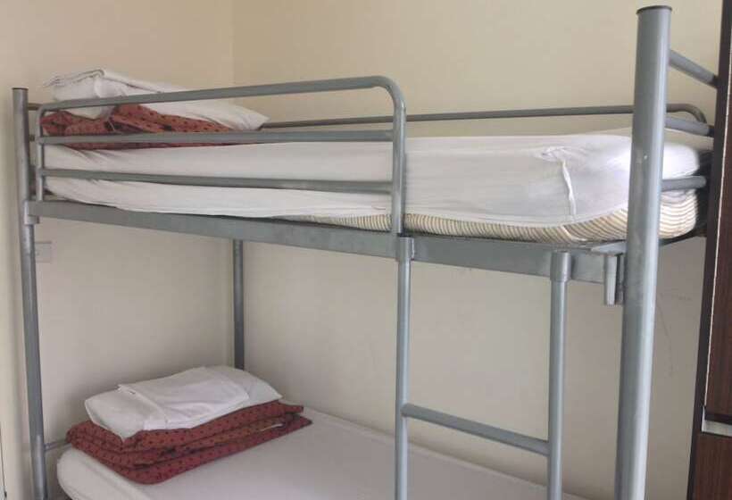 Кровать в Общей Комнате, 790 On George Backpackers