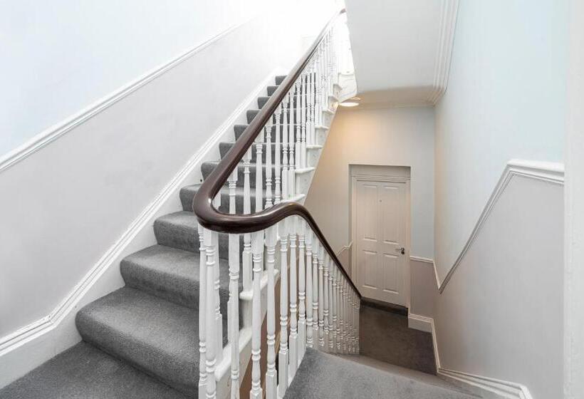 اتاق استاندارد یک نفره, Ocean Stays Hotel, Plymouth