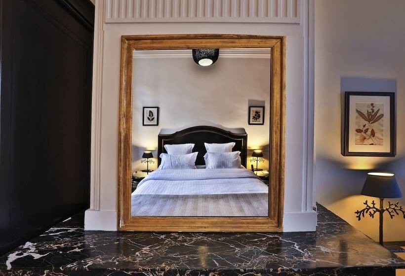 Номер Deluxe, Hôtel De La Villeon