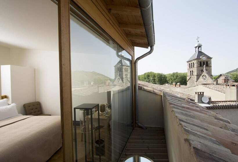 Номер Стандарт с Балконом, Hôtel De La Villeon